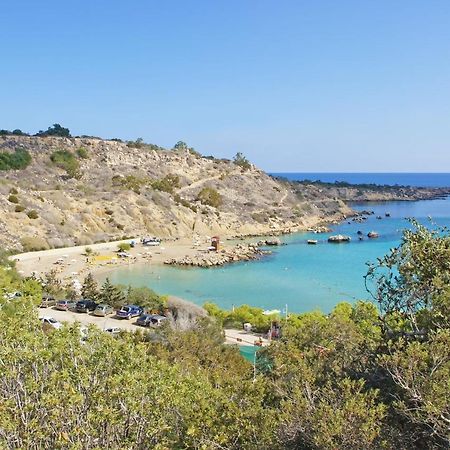 Villa Napa View 아이아 나파 외부 사진