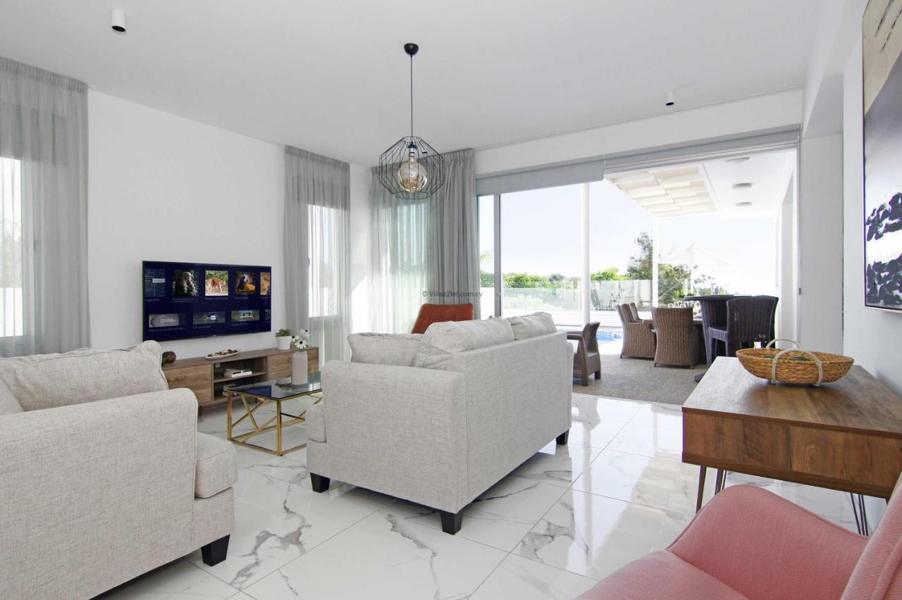 Villa Napa View 아이아 나파 외부 사진