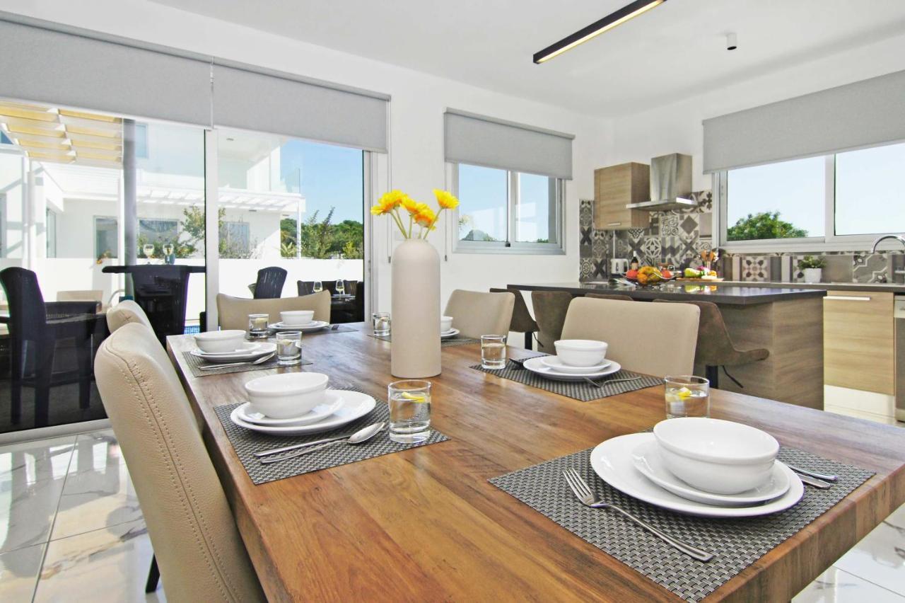 Villa Napa View 아이아 나파 외부 사진